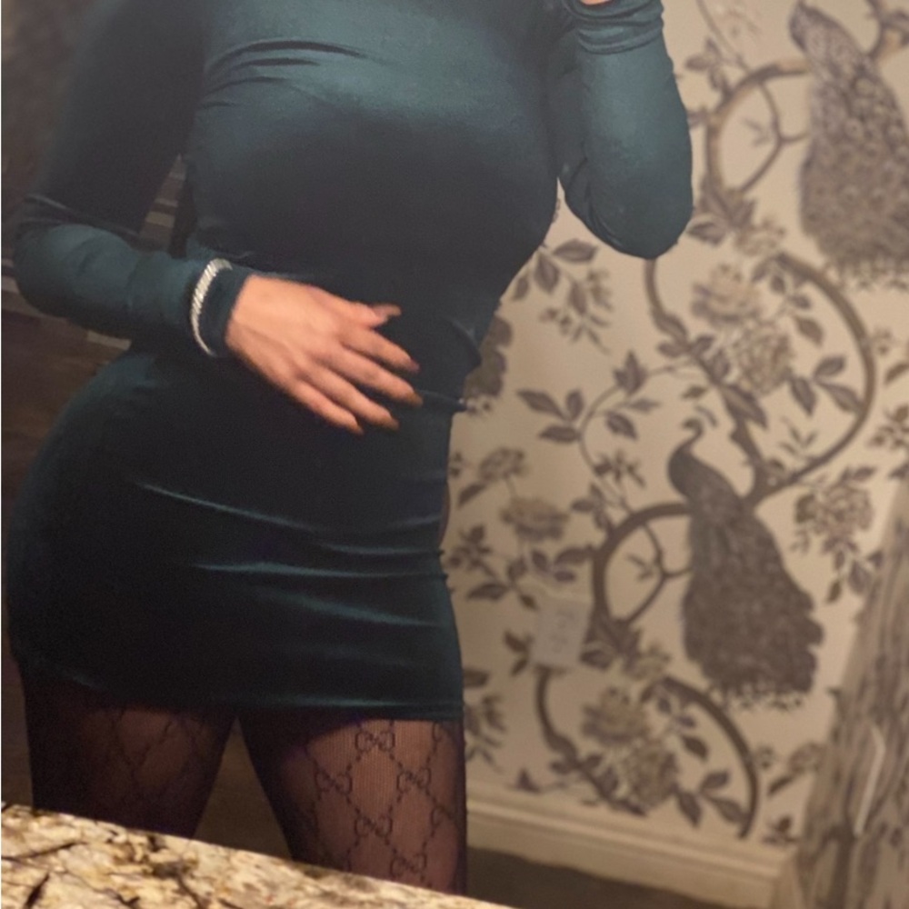 Elegant Dark Green Long Sleeve Dress